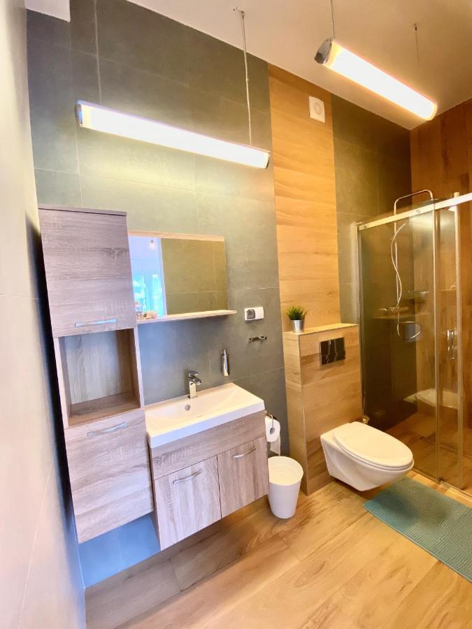Venezia De Luxe Dom Wypoczynkowy Łeba Exteriör bild